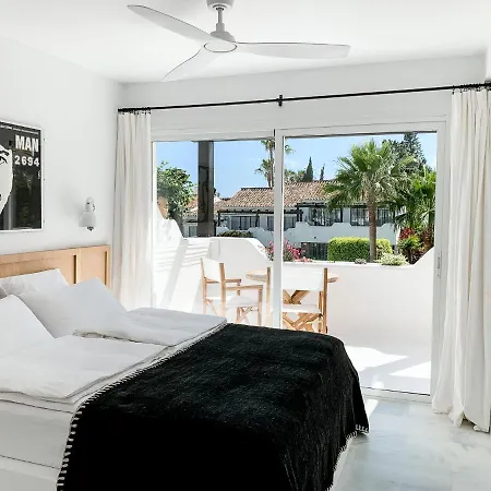 Golden Mile Designer Penthouse *